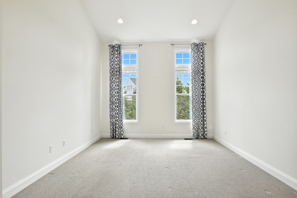 18 Lansing Way, Unit 18 Millis, MA 02054 - Photo 18 of 38