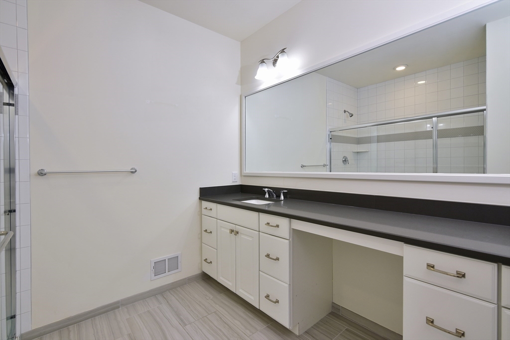 18 Lansing Way, Unit 18 Millis, MA 02054 - Photo 20 of 38