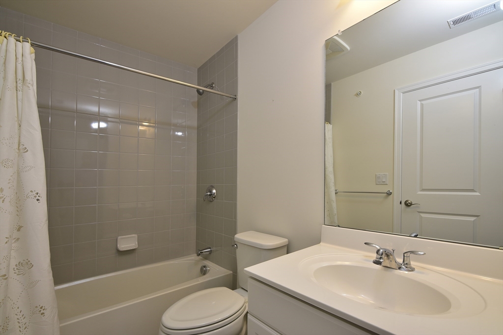 18 Lansing Way, Unit 18 Millis, MA 02054 - Photo 29 of 38