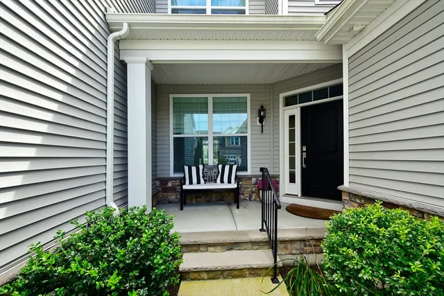 $799,000 | 18 Lansing Way, Unit 18, Millis, MA 02054