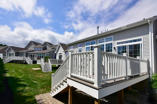 $799,000 | 18 Lansing Way, Unit 18, Millis, MA 02054