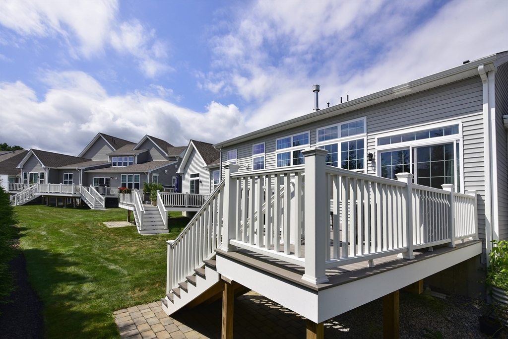 18 Lansing Way, Unit 18 Millis, MA 02054 - Photo 7 of 38