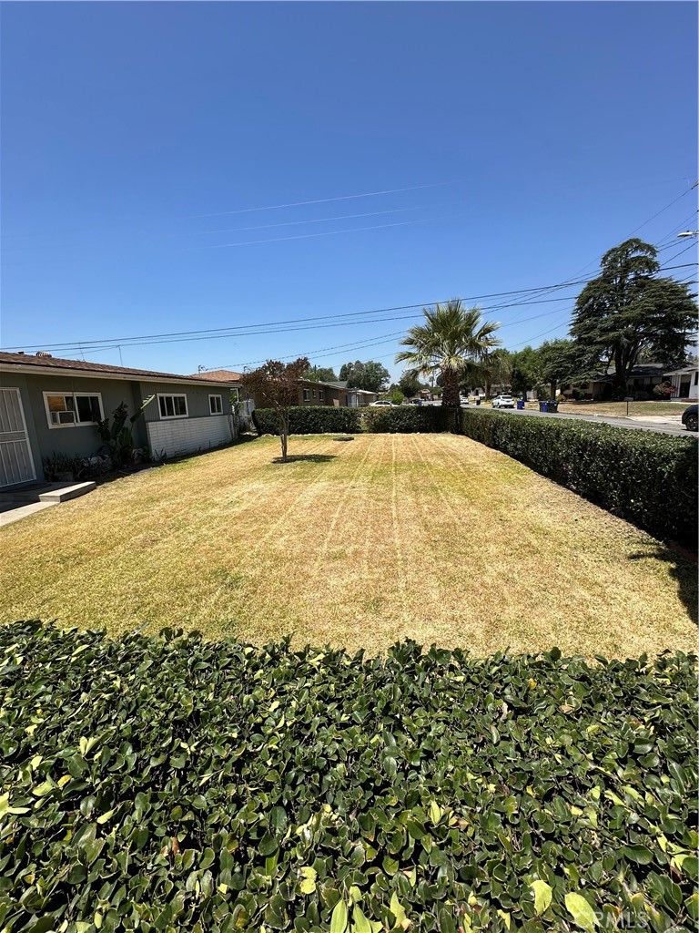 411 East Jackson Street Rialto, CA 92376 - Photo 15 of 16