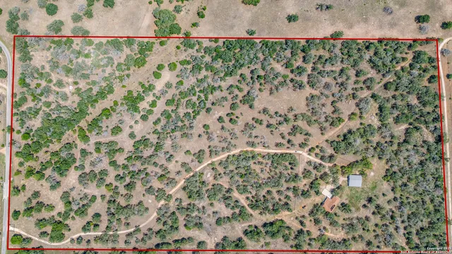 $1,400,000 | 1657 County Road 434, Stockdale, TX 78160