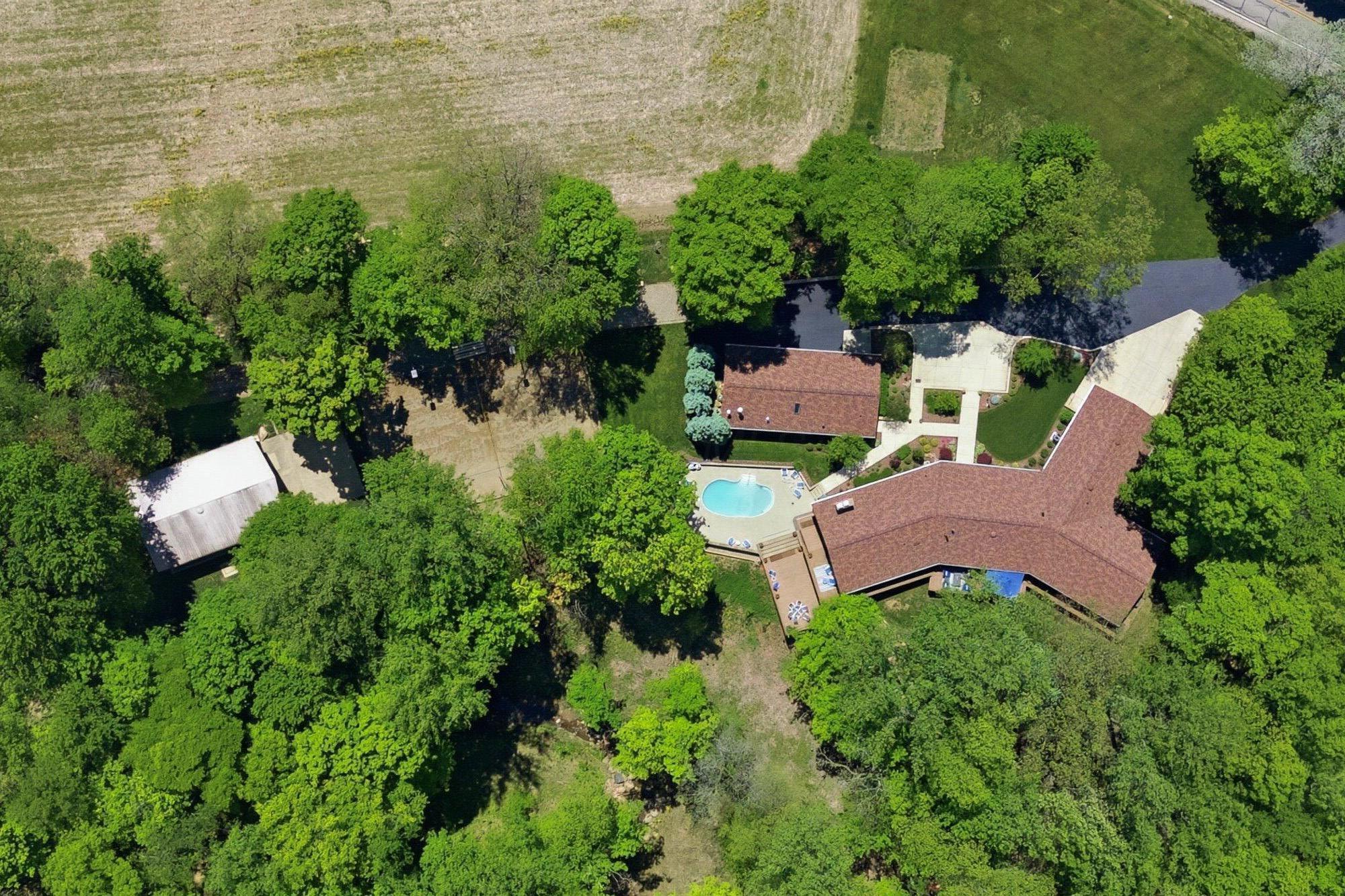 1833 East Hanley Road Mansfield, OH 44903 - Photo 3 of 94 82-aer-all-buildings-overhead