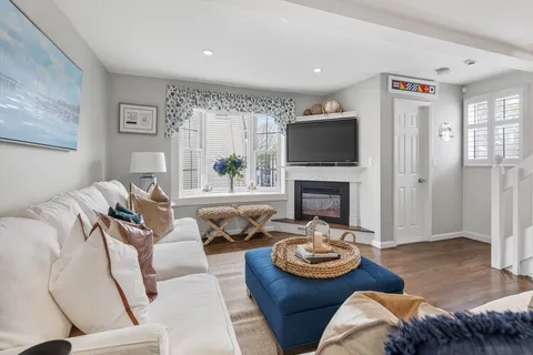$949,000 | 48 Gates Street, Unit 1, Boston, MA 02127