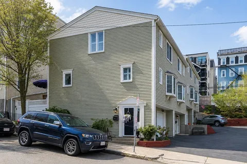 $949,000 | 48 Gates Street, Unit 1, Boston, MA 02127