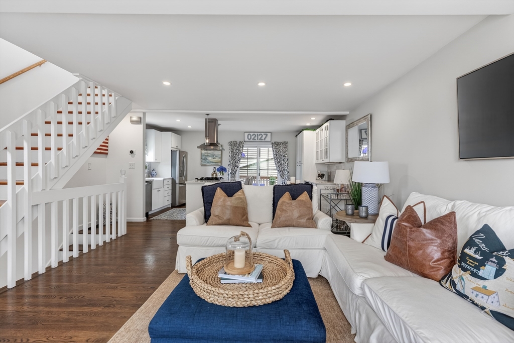 48 Gates Street, Unit 1 Boston, MA 02127 - Photo 4 of 25