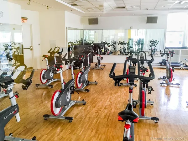 $3,100 | 1500 Bay Road, Unit 758S, Miami Beach, FL 33139