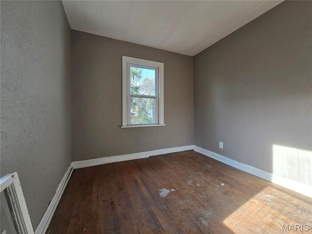 309 Newell Drive Ferguson, MO 63135 - Photo 16 of 18