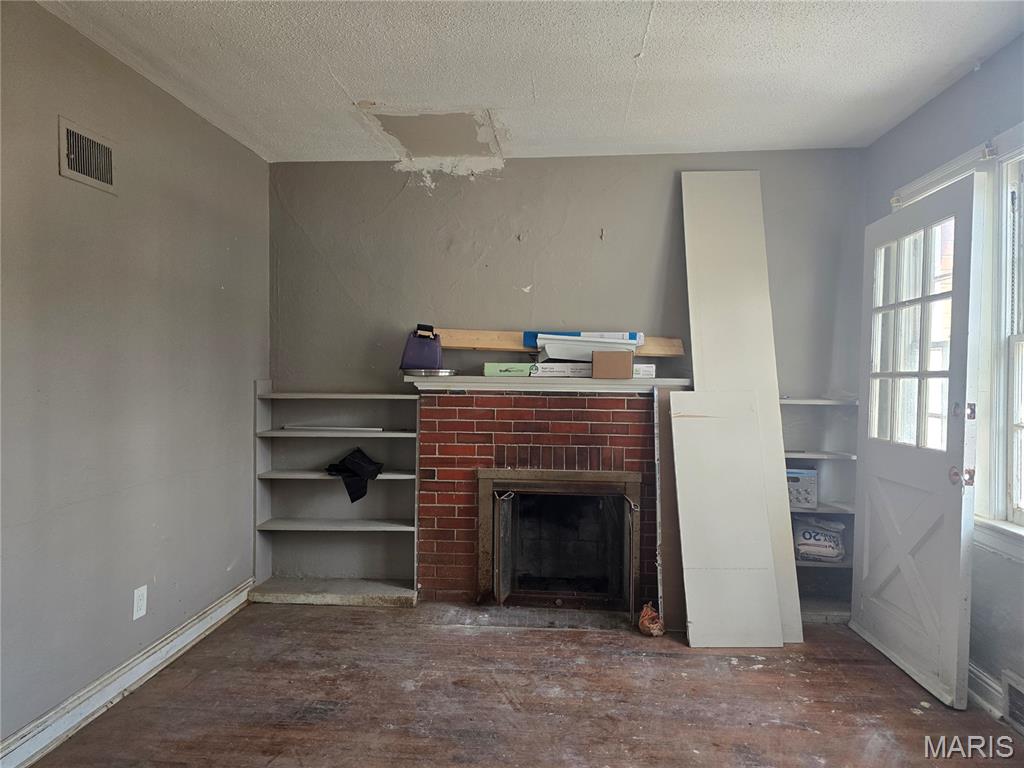 309 Newell Drive Ferguson, MO 63135 - Photo 4 of 18