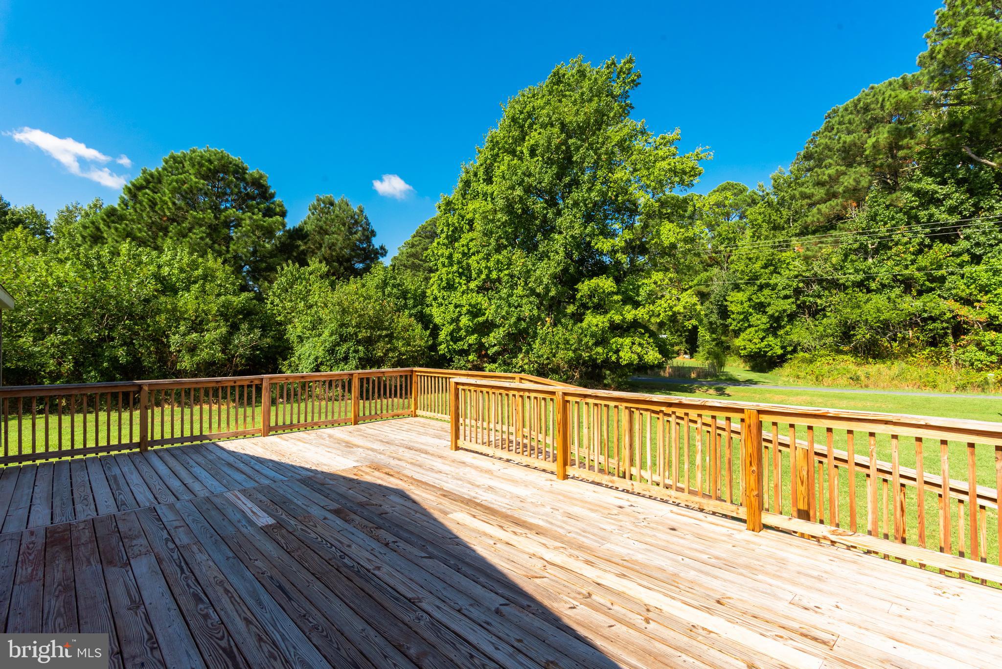 5359 Burnettsville Road Marion Station, MD 21838 - Photo 4 of 32 front deck