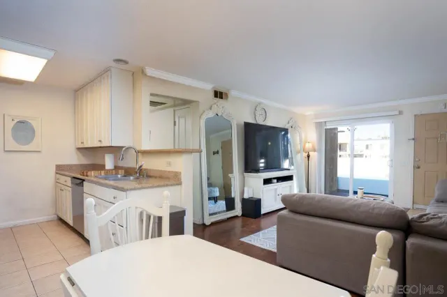 $459,000 | 180 Chambers Street, Unit 4, El Cajon, CA 92020