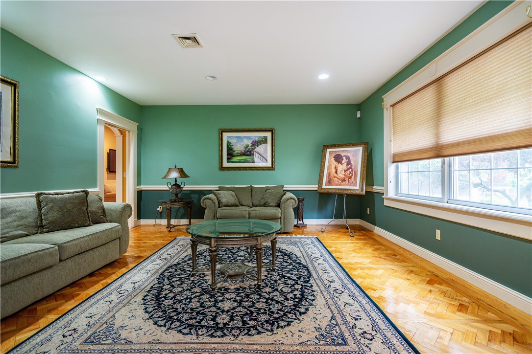 15 Justin Road East Greenwich, RI 02818 - Photo 6 of 50