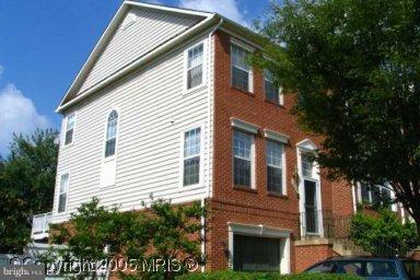 12044 Edgemere Circle Reston, VA 20190 - Photo 1 of 1 Exterior (Main)