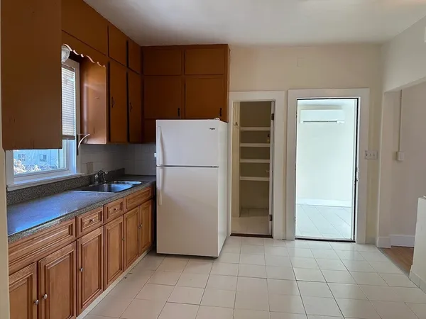 $3,000 | 9 Playstead Road, Unit 2, Malden, MA 02148