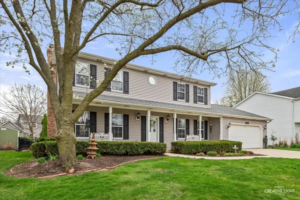 $650,000 | 1628 Westminster Drive, Naperville, IL 60563