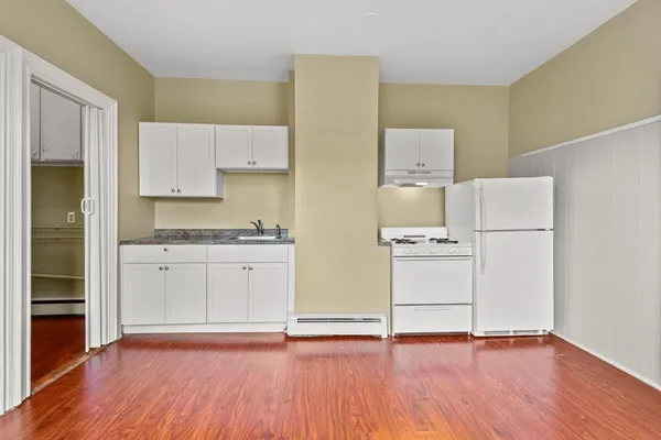 $2,600 | 58 Bennington Street, Unit 2, Boston, MA 02128