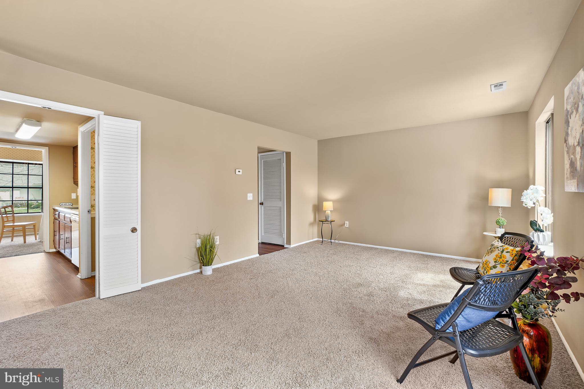 3136 Adderley Court, Unit 243G Silver Spring, MD 20906 - Photo 9 of 41 Living room