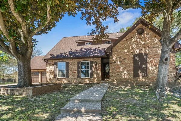 $275,000 | 1223 Greenbriar Drive, Huntsville, TX 77340