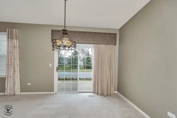 $299,900 | 21418 Timber Lake Court, Unit 21418, Crest Hill, IL 60403
