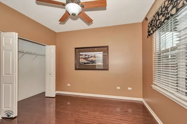 $299,900 | 21418 Timber Lake Court, Unit 21418, Crest Hill, IL 60403