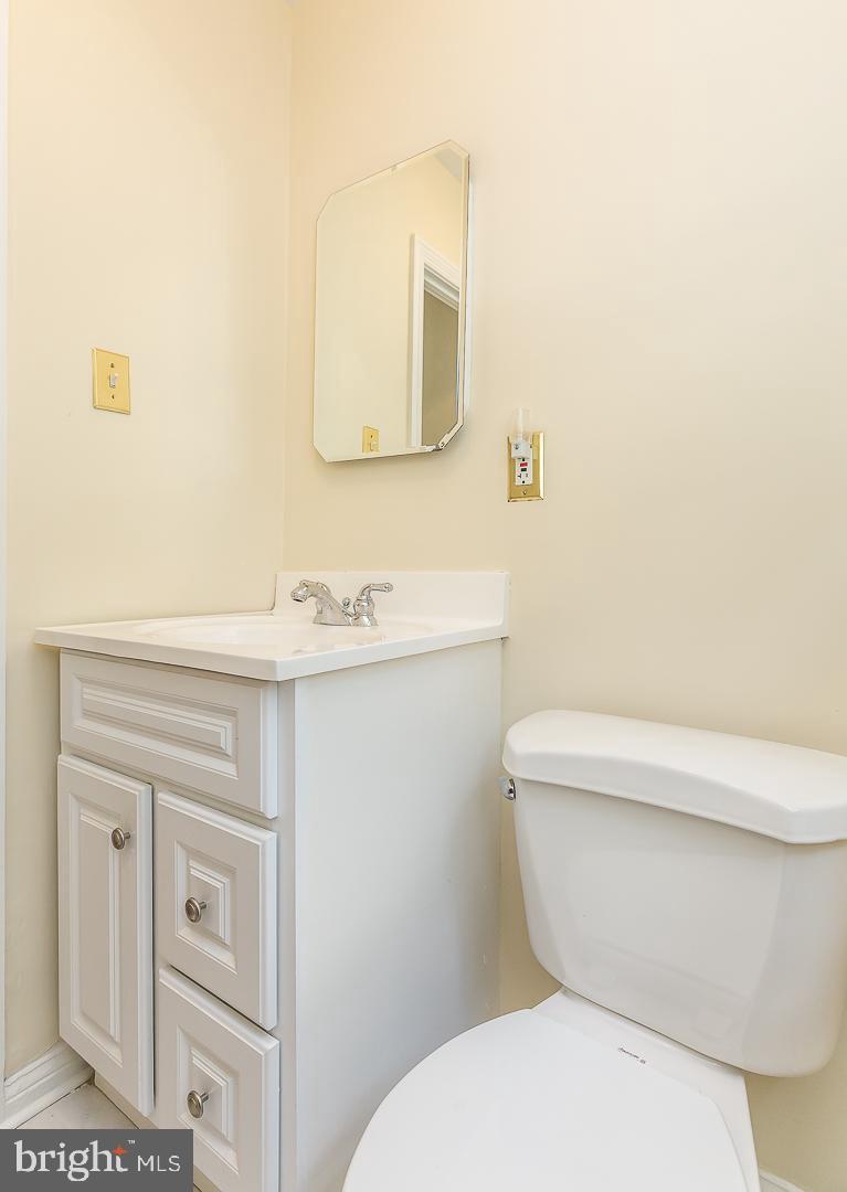 421 Colfax Road Havertown, PA 19083 - Photo 10 of 20
