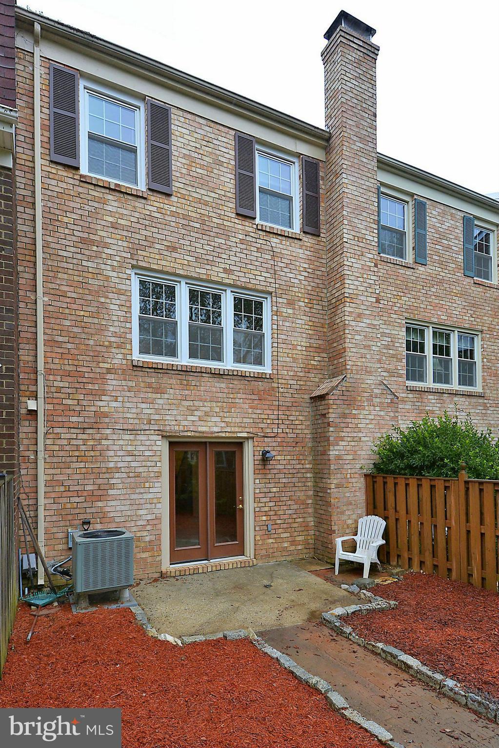 477 Colonial Ridge Lane Arnold, MD 21012 - Photo 3 of 29 Exterior (Rear)