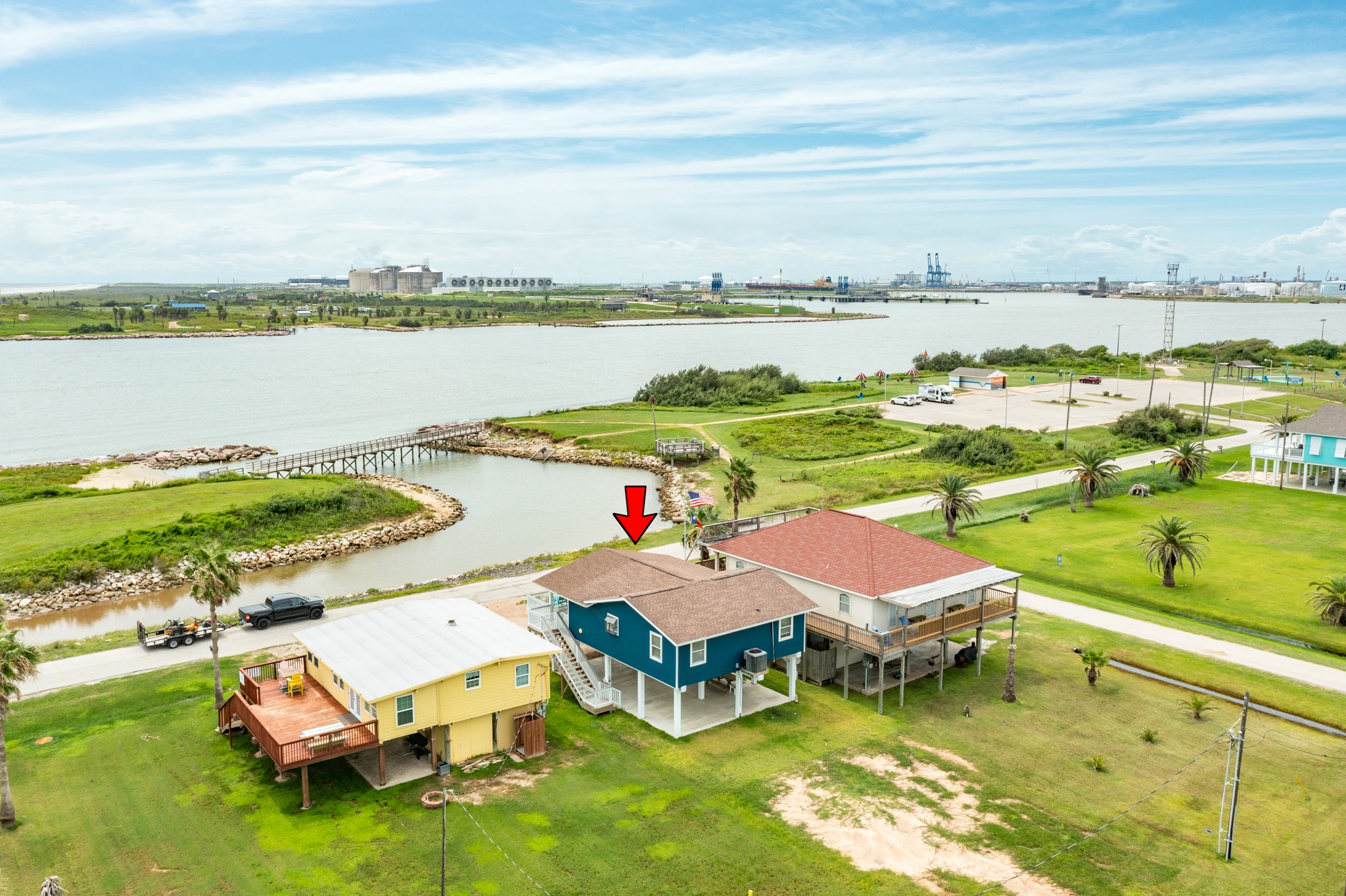 310 Parkview Road Surfside Beach, TX 77541 - Photo 3 of 31