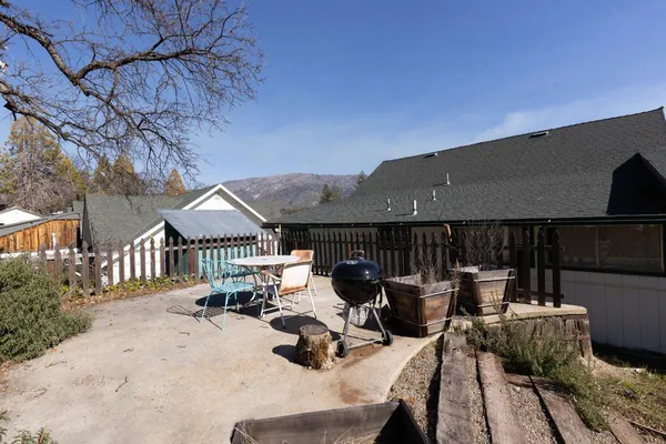 $349,900 | 32926 Road 222, North Fork, CA 93643