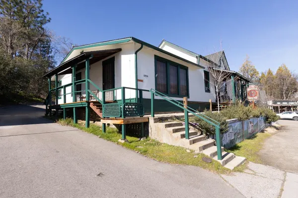 $349,900 | 32926 Road 222, North Fork, CA 93643
