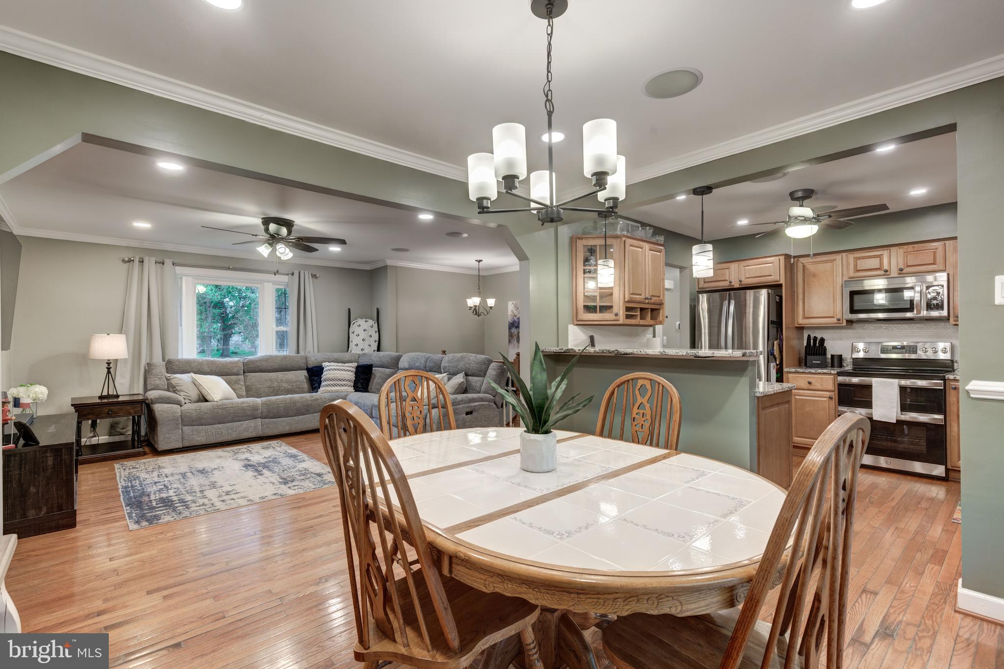 2631 Coon Club Road Westminster, MD 21157 - Photo 20 of 43 Dining room