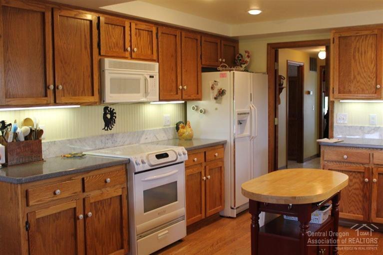 60540 Bobcat Road Bend, OR 97702 - Photo 23 of 25 Additional Photo