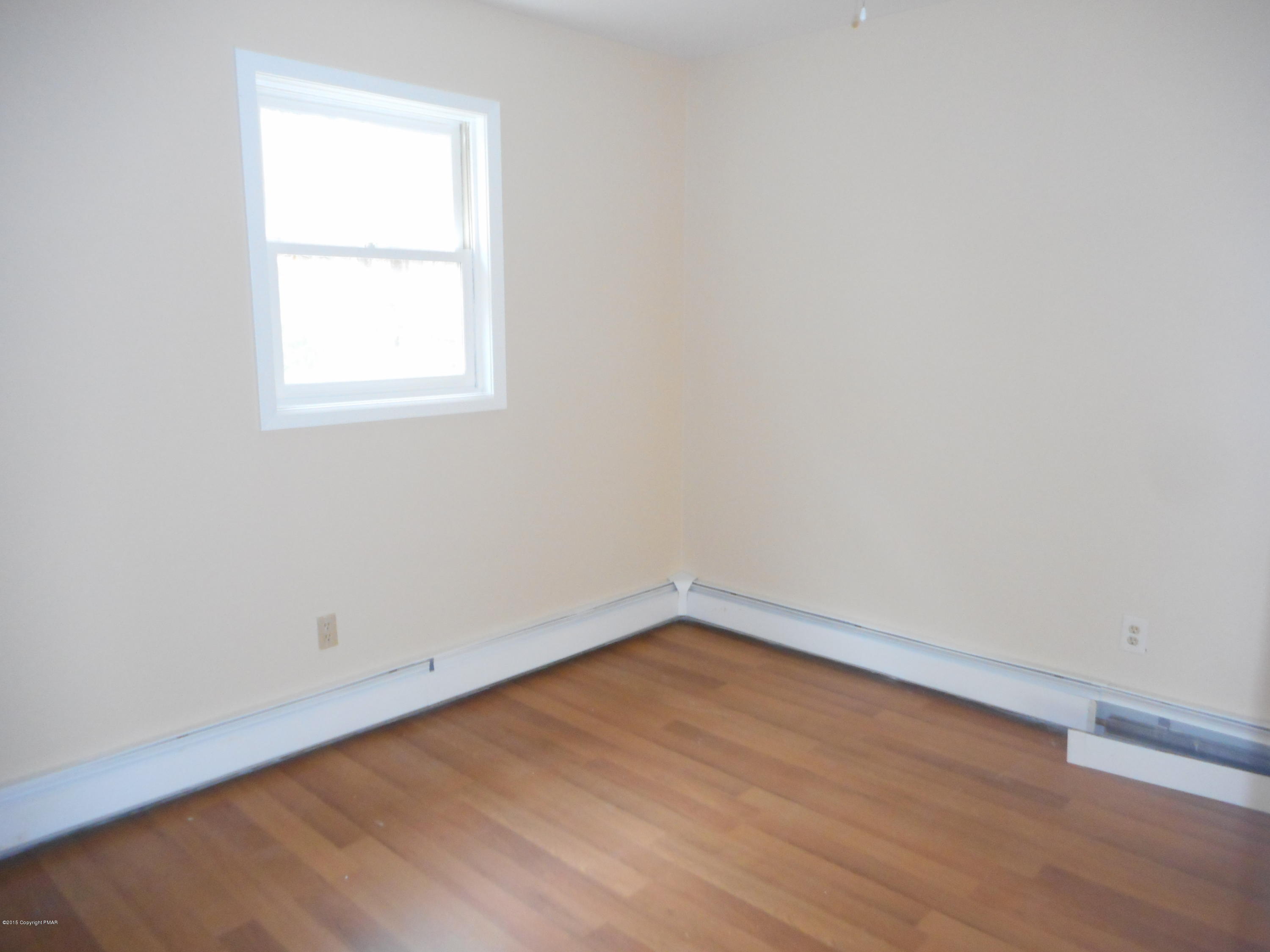 5108 Pine Ridge Road East Stroudsburg, PA 18302 - Photo 17 of 28 Pine Ridge Dr 015