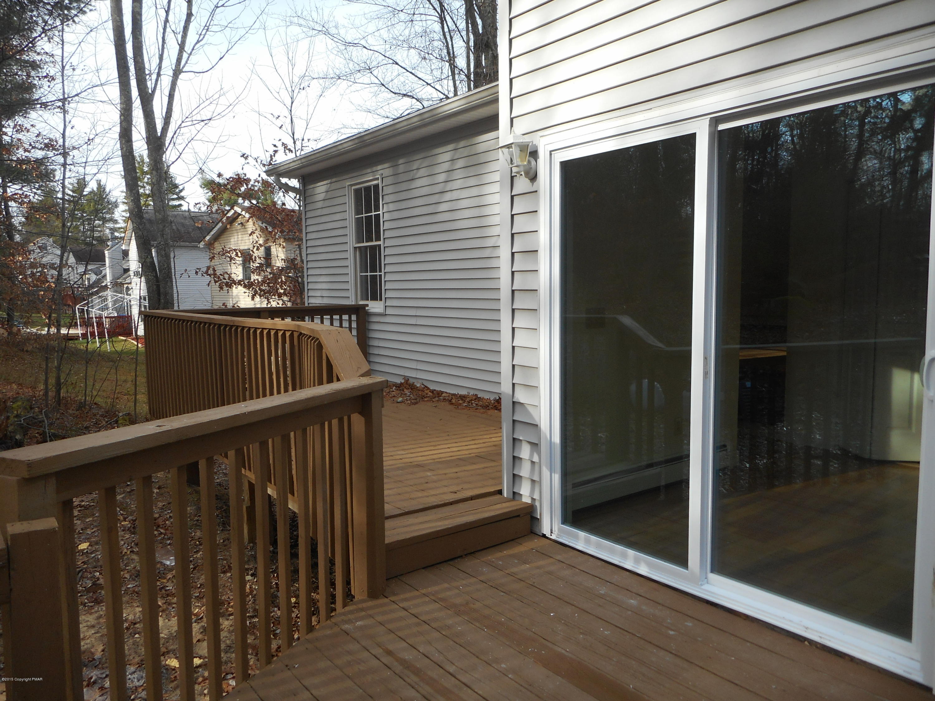 Pine Ridge Dr 027