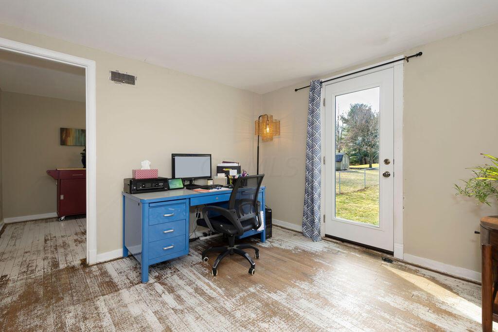 217 East Wilson Bridge Road Worthington, OH 43085 - Photo 12 of 24 Office