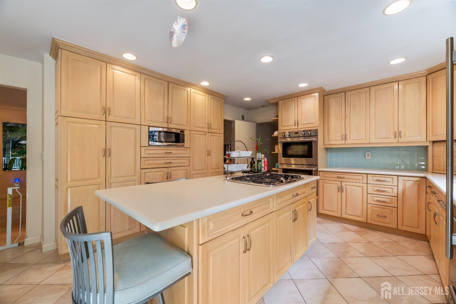 5 Boston Post Road East Brunswick, NJ 08816 - Photo 11 of 46 Gallery Image 11