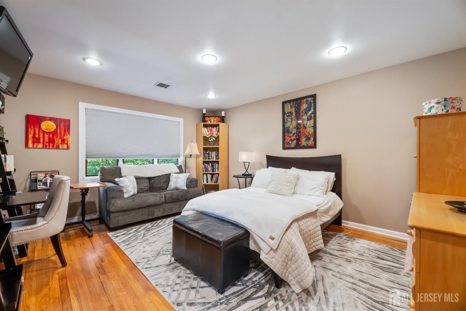 5 Boston Post Road East Brunswick, NJ 08816 - Photo 25 of 46 Gallery Image 25