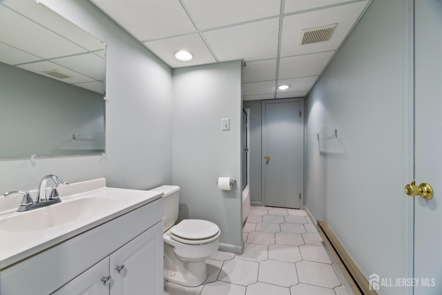 5 Boston Post Road East Brunswick, NJ 08816 - Photo 32 of 46 Gallery Image 32