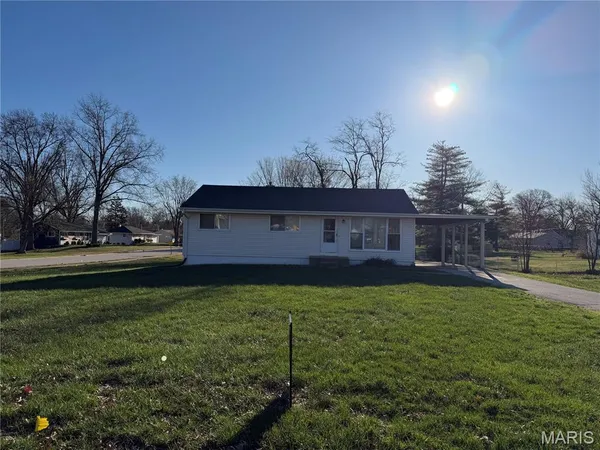 $199,900 | 149 Hutchinson Road, Ellisville, MO 63011