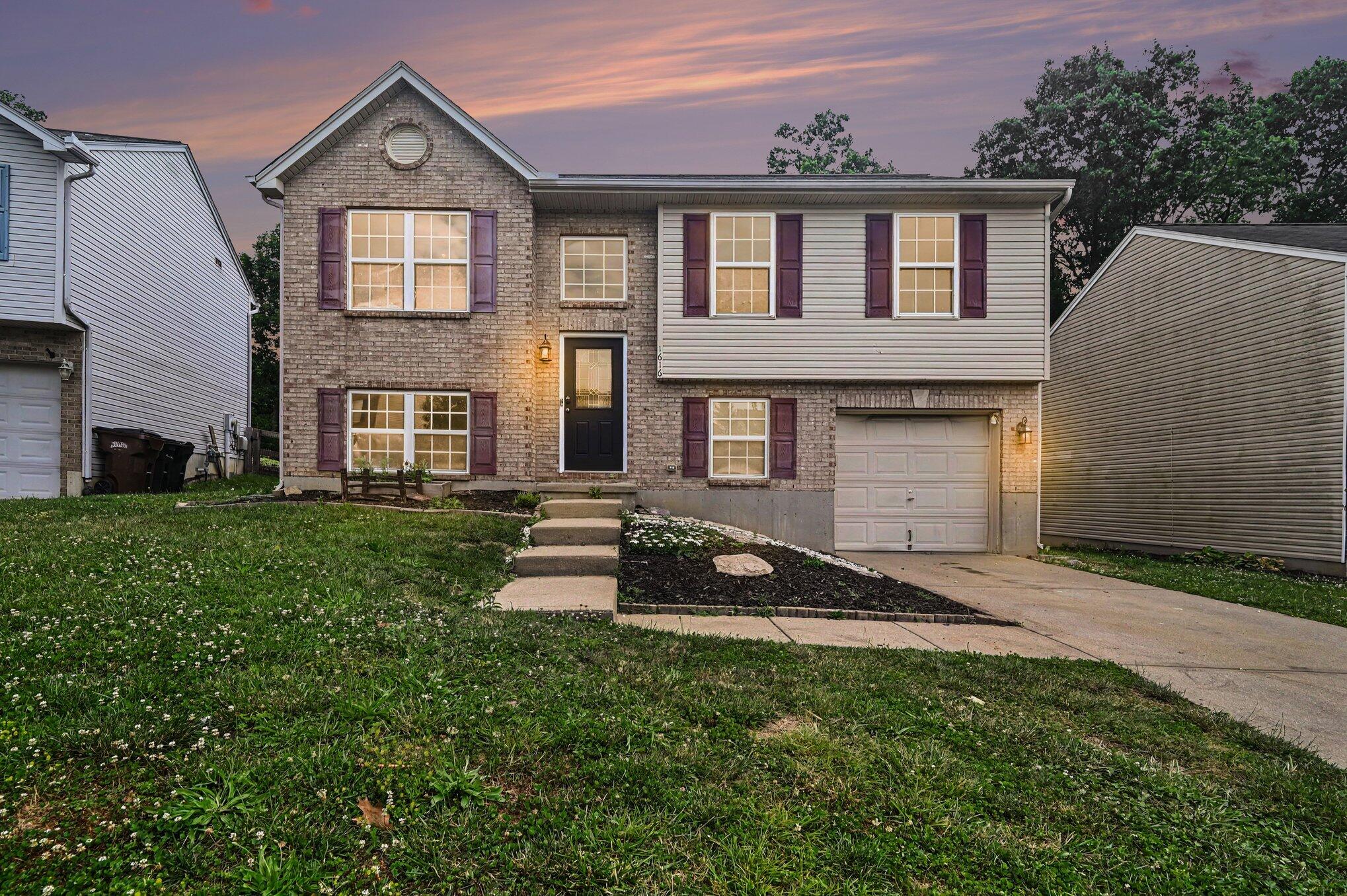 1616 Raintree Court Erlanger, KY 41018 - Photo 25 of 30 1616-raintree-court-elsmere-sunset
