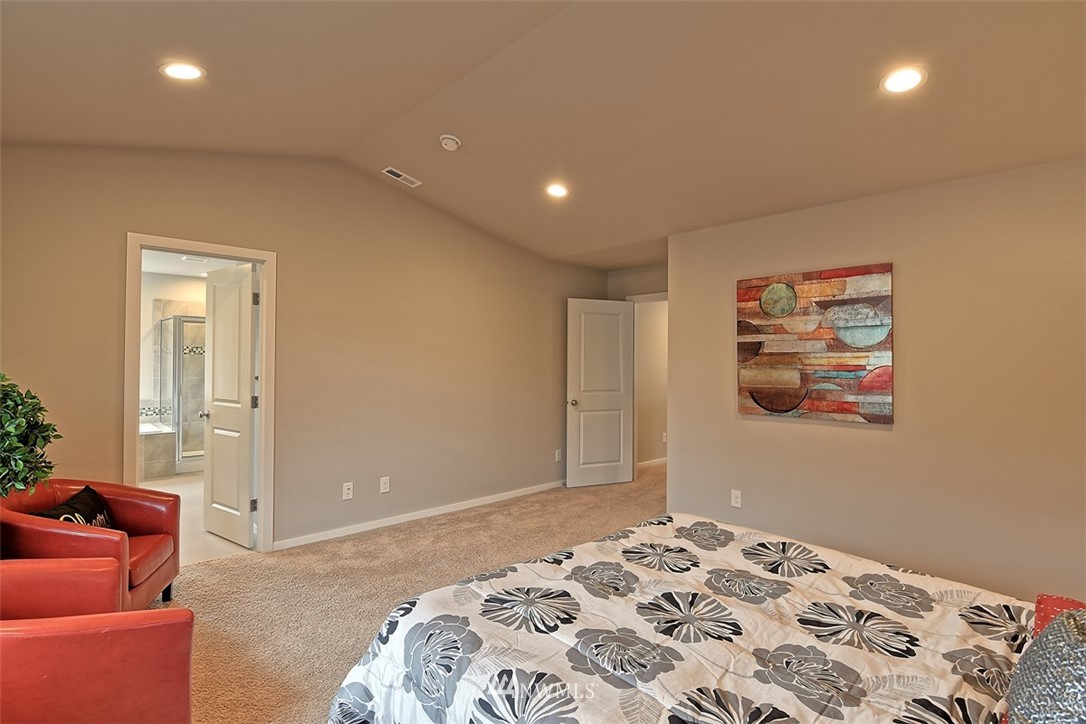 16231 5th Avenue Southeast Bothell, WA 98012 - Photo 15 of 25 Gallery Image 15