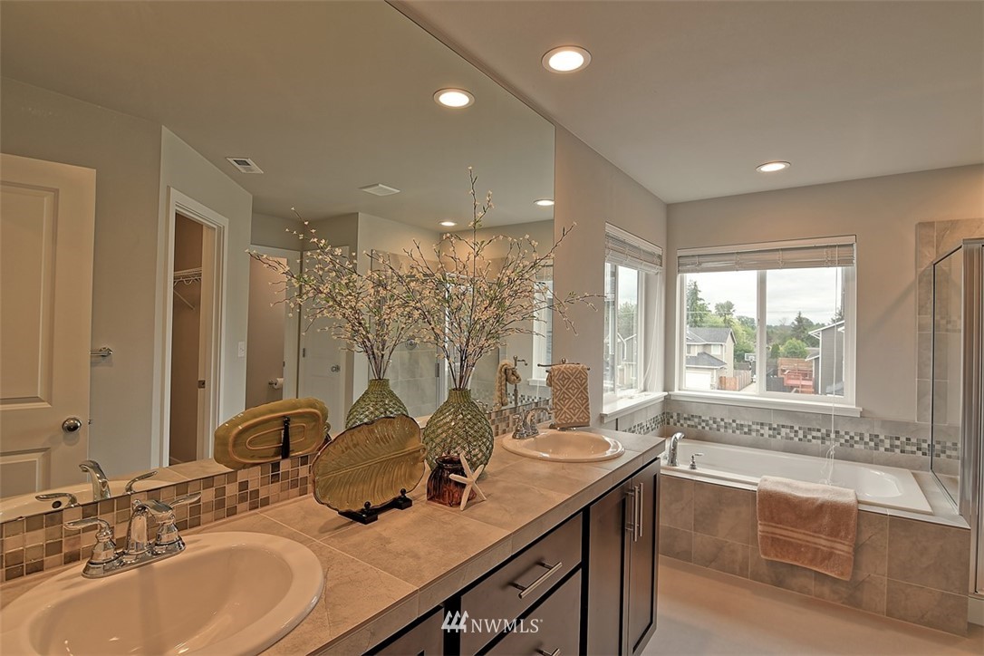 16231 5th Avenue Southeast Bothell, WA 98012 - Photo 16 of 25 Gallery Image 16