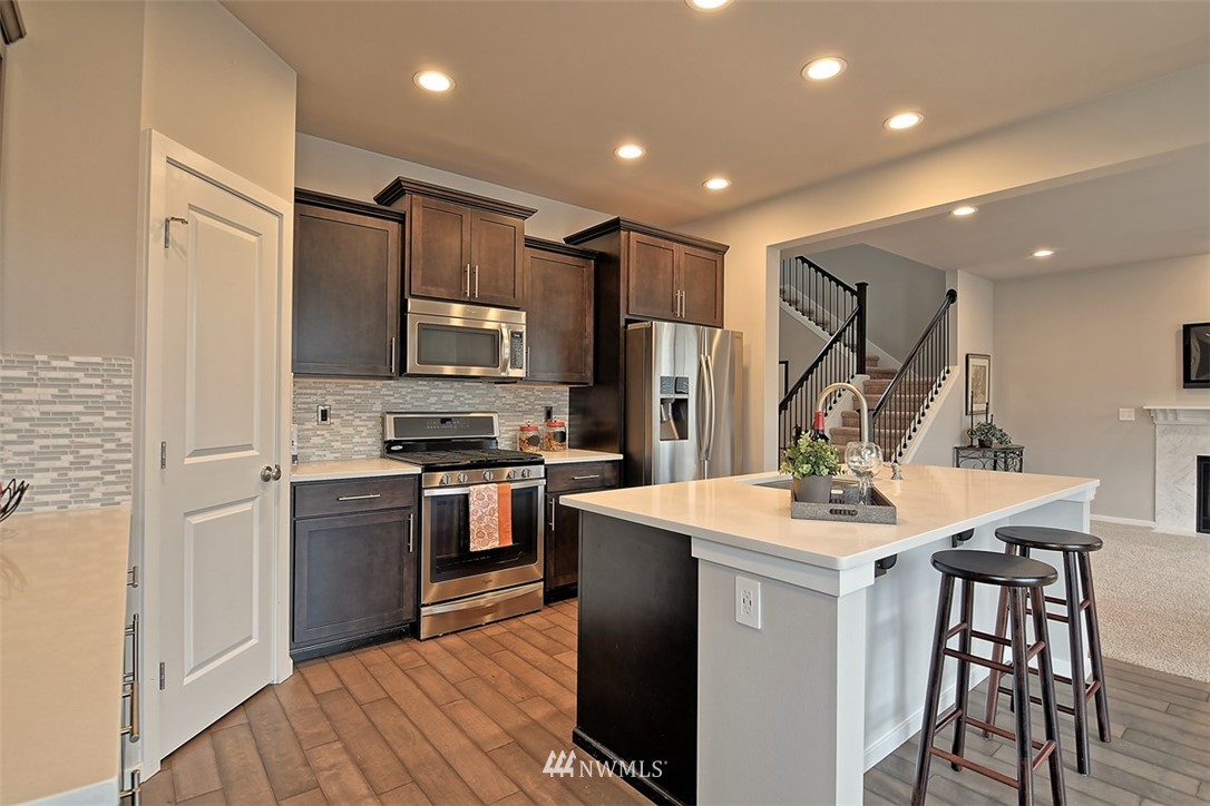 16231 5th Avenue Southeast Bothell, WA 98012 - Photo 7 of 25 Gallery Image 7