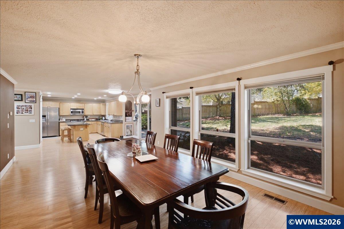 2448 Northwest Violet Avenue Albany, OR 97321 - Photo 13 of 46