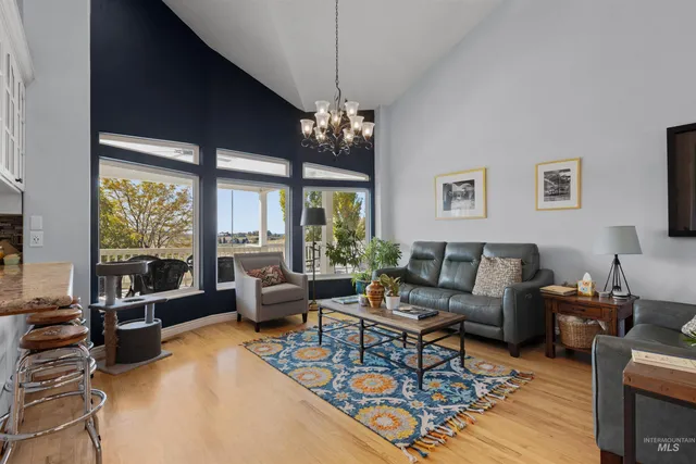 $1,800,000 | 4801 North Eagle Owl Lane, Star, ID 83669