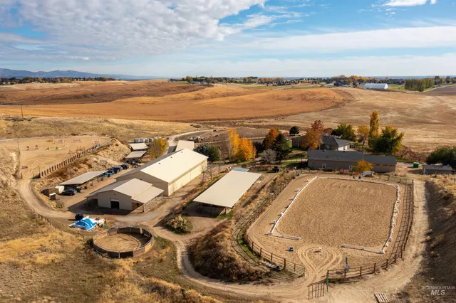$1,800,000 | 4801 North Eagle Owl Lane, Star, ID 83669