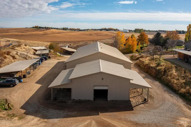 $1,800,000 | 4801 North Eagle Owl Lane, Star, ID 83669