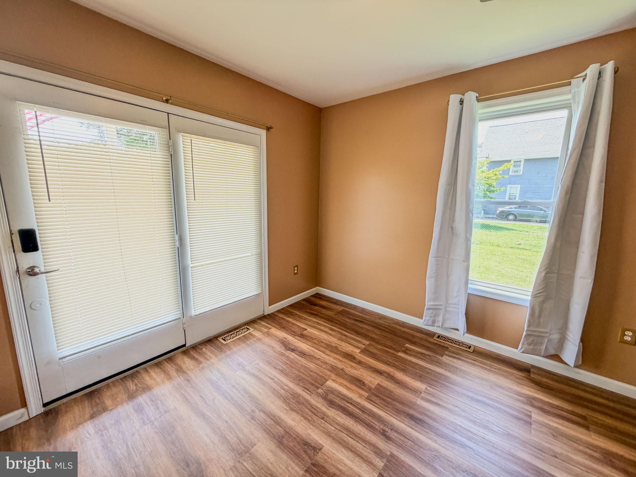 14 Broad Street Penns Grove, NJ 08069 - Photo 10 of 24