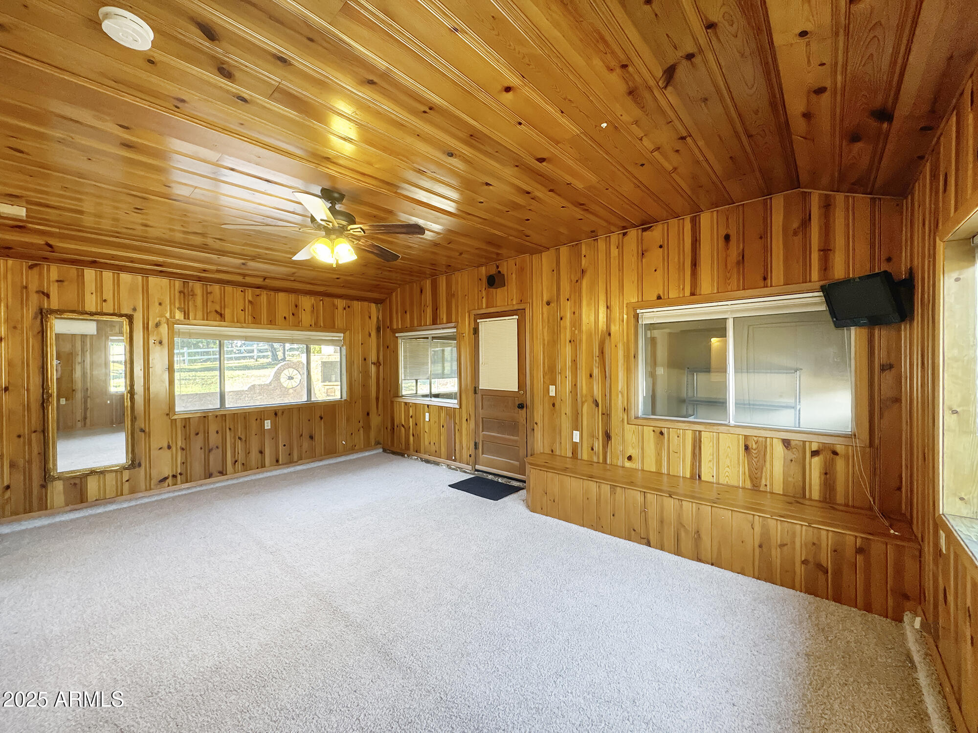 9107 Fossil Creek Road Strawberry, AZ 85544 - Photo 24 of 74 21 - Main house Bedroom 2
